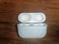 Зарядный кейс AirPods Pro A2190