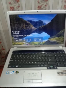 Ноутбук Самсунг R 730