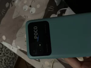 Телефон poco c40 новый