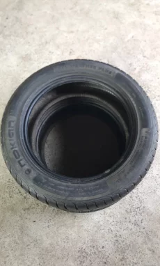 Продам зимние покрышки легковые 205/55/16 Nokian