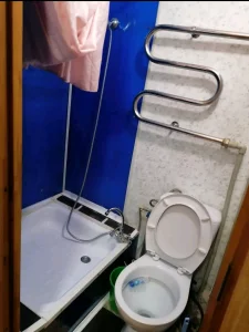 1-ую кв. мебель, стиральная машина, холодильник, 280 (250)руб