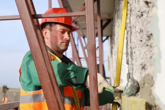 Берут без опыта. Десятка свежих вакансий из каталога BOBR.BY