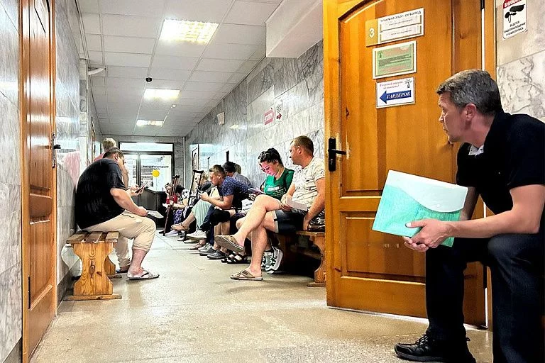 Справки из поликлиник можно будет брать онлайн – правительство