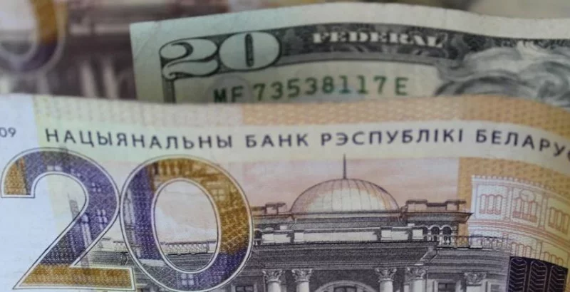 Доллар вырос еще сильнее. Курсы валют на 21 июня 2023