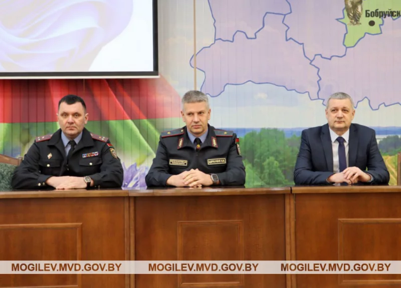 В Бобруйске полковника милиции Виктора Шалюто проводили на заслуженный отдых