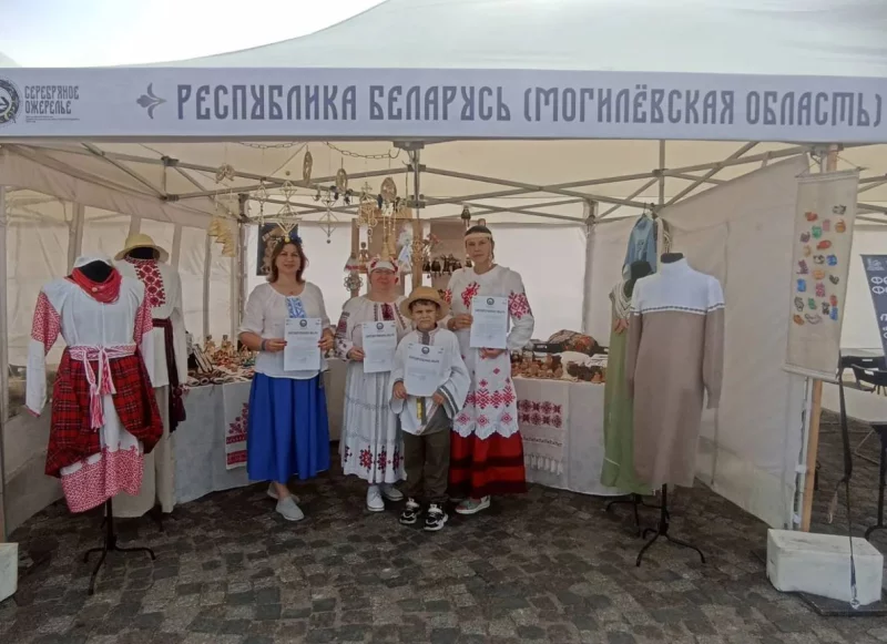 В Международном культурном Форуме Санкт-Петербурга принимают участие умельцы из Бобруйского района