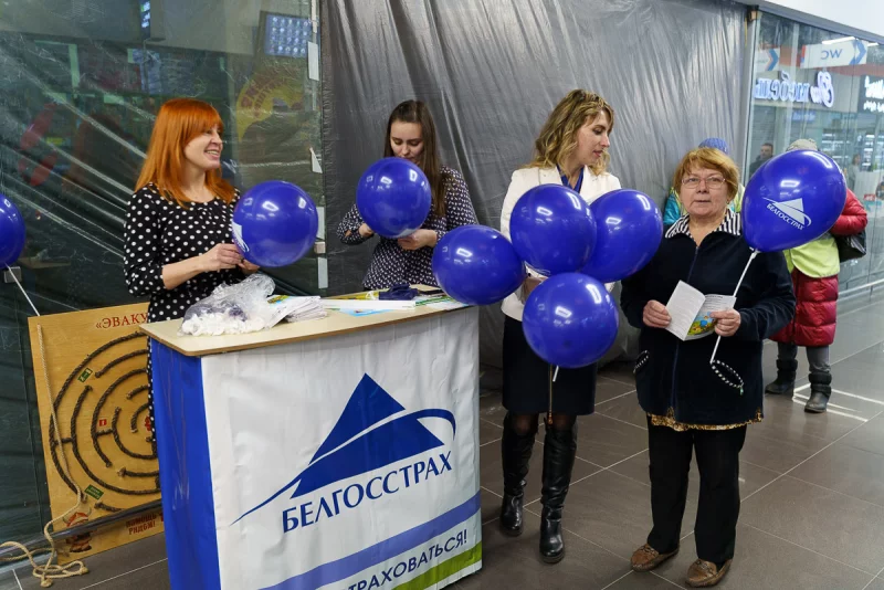 В ТЦ «Карусель» прошла акция «Безопасный Новый год!»