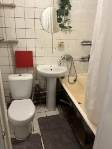 Однокомнатная благоустроена квартира в центре