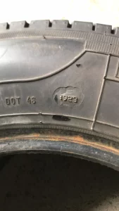 Покрышки грузолегковые 195/70/15с