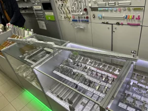 Менеджер по продажам мебельной фурнитуры