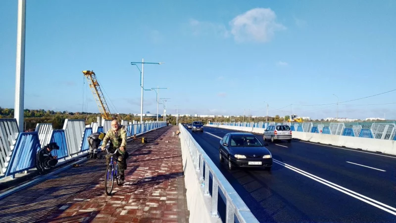 В Бобруйске открыто движение по новому мосту