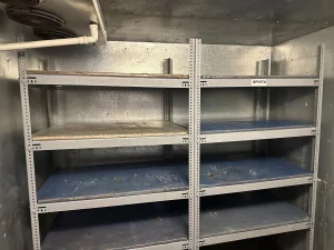 Помещение с холодильными камерами