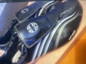 Бутсы adidas кожаные р41 100р