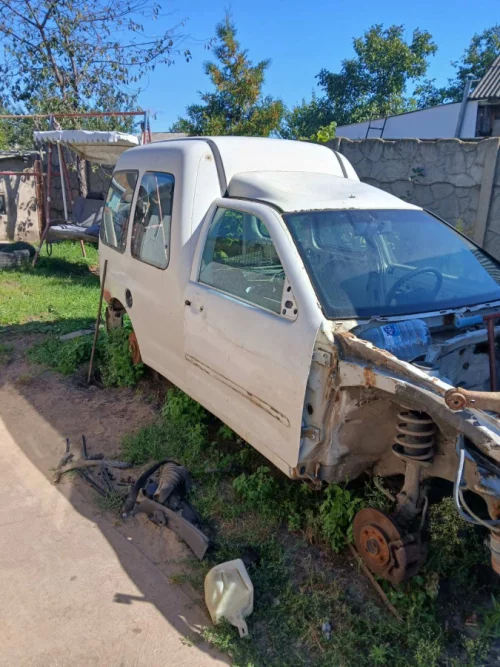 Запчасти Volkswagen caddy 2002 г в