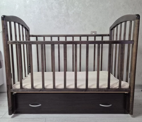 Детская кровать 120*60 с маятником