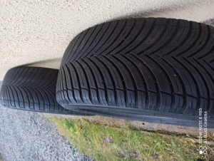 225/50/17 KLEDER в отличном состоянии. 250р (зима)