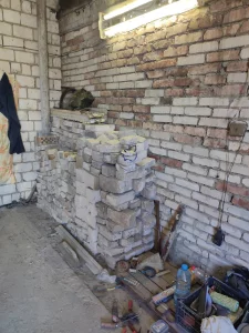 Отдам даром битый кирпич 1.3 куба