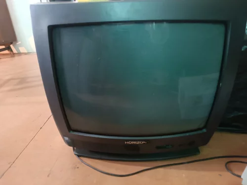 Телевизор горизонт