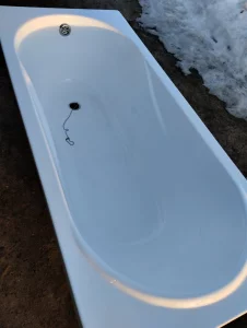 Ванна акриловая с экраном 1. 60