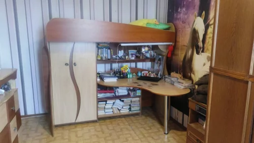 Школьный уголок