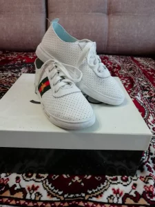 Спортивная обувь - 10 руб