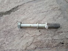 Болт стартерный камаз 5320