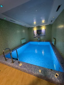 Элитный коттедж в городе Бобруйске