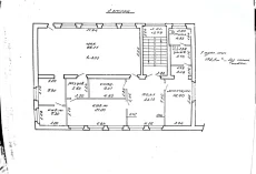 Два двухэтажных совмещенных здания