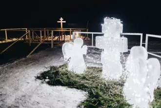 Крещенские купания в Бобруйске: как город встретил ночь на 19 января