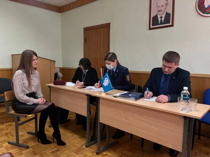 За советом – к юристу: в Бобруйском районе прошел профсоюзный правовой прием
