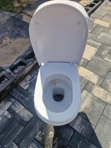 Унитаз б/у .Хорошое состояние