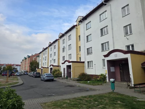 Двухкомнатная квартира на ул. Днепровской Флотилии