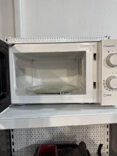 СВЧ HYUNDAI 90 руб