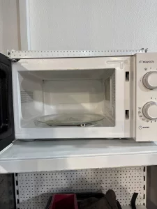 СВЧ HYUNDAI 90 руб