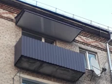Обшивка балкона