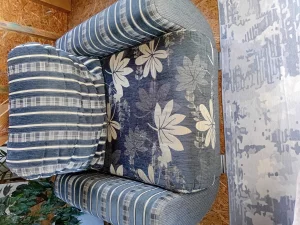 Кресло 30 руб