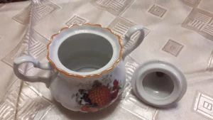Сахарницу