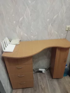 Тумбу для прихожей