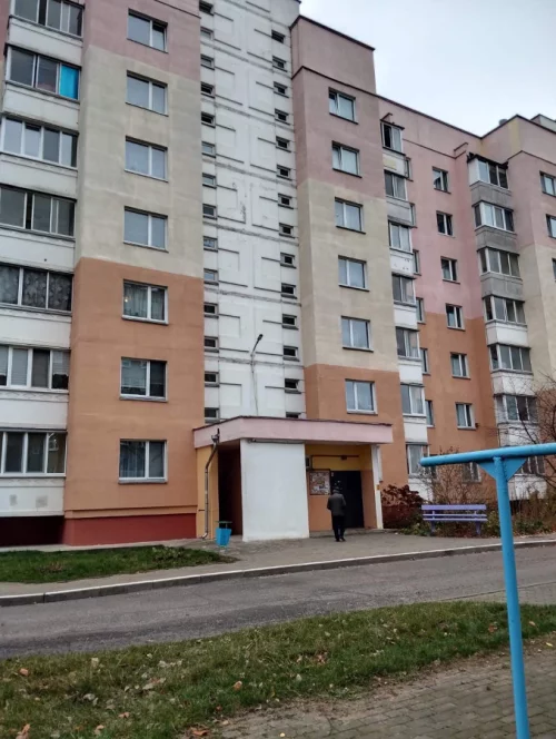 2-ух комнатную квартиру в Бобруйске