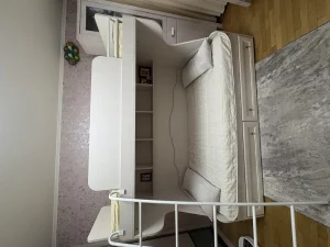 Двухъярусную кровать 500р