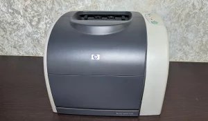 HP Color LaserJet 2550L цветной