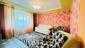 Двухкомнатная квартира на ул. Семенова, д. 30