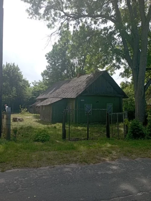 Участок с домом в жилой деревне Ясень-Каменка
