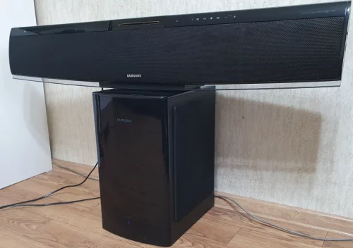 Саундбар Samsung HT-X810 300W Bluetooth USB AUX