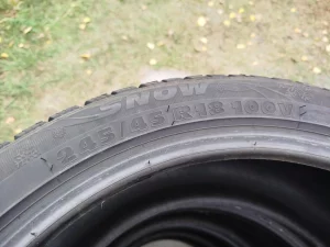 Зима 245/45R18- продам