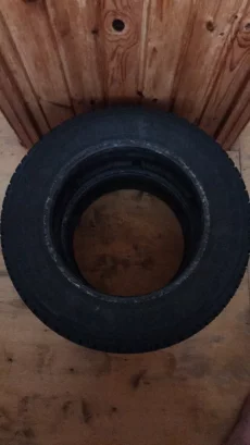 Продам покрышки зимние легковые 185/65/14 Belshina