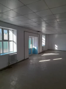 Помещения в кировске под магазин или другое