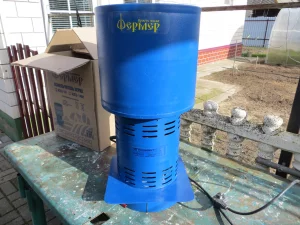 Измельчитель зерна