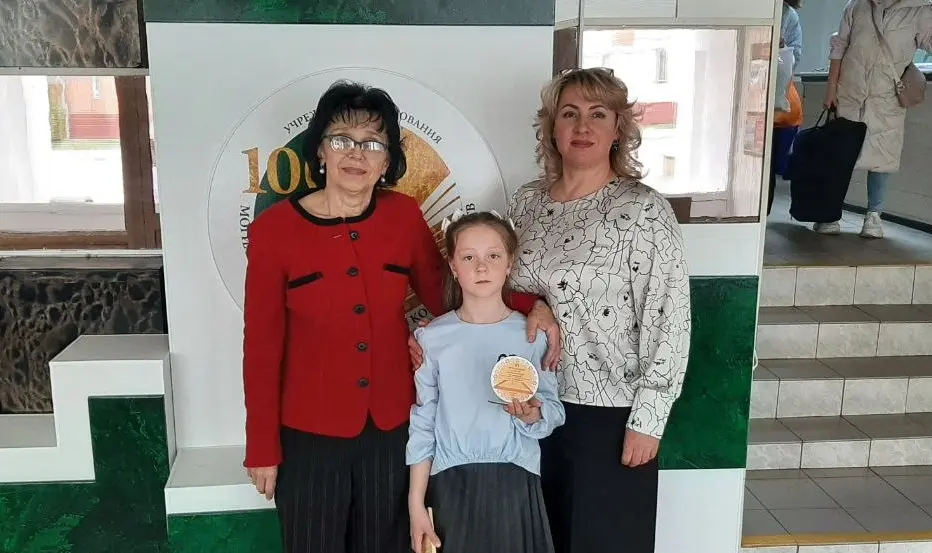 Юная цимбалистка бобруйской районной школы искусств Заряна Хаванская стала лауреатом конкурсов в Могилёве и Ставрополье