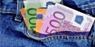 Какую валюту выгодно покупать сегодня? Свежие курсы